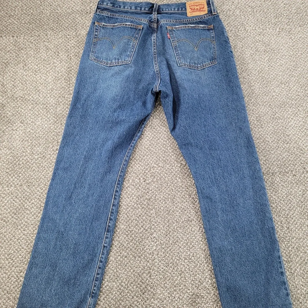 Levis 501 Original Fit Distressed Jeans Mens 31x30 Blue Denim Button Fly 5273